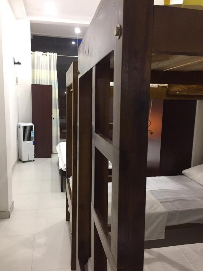 Getmore Bed & Breakfast 康提 外观 照片